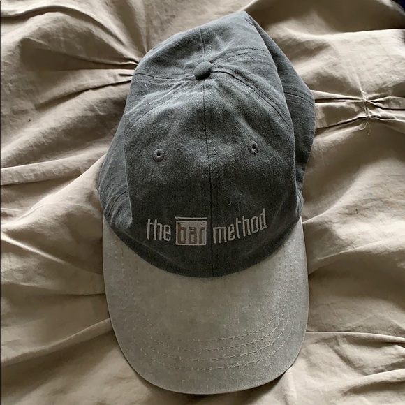 Bar Method hat - Picture 4 of 4